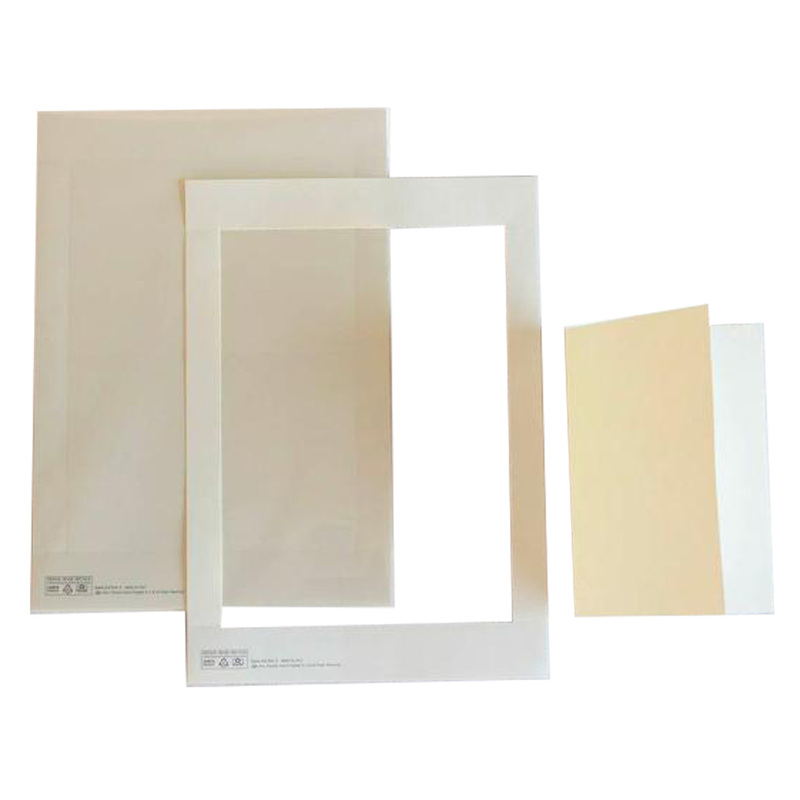 10 cartoncini prefustellati 117x170mm avorio liscio Kartos